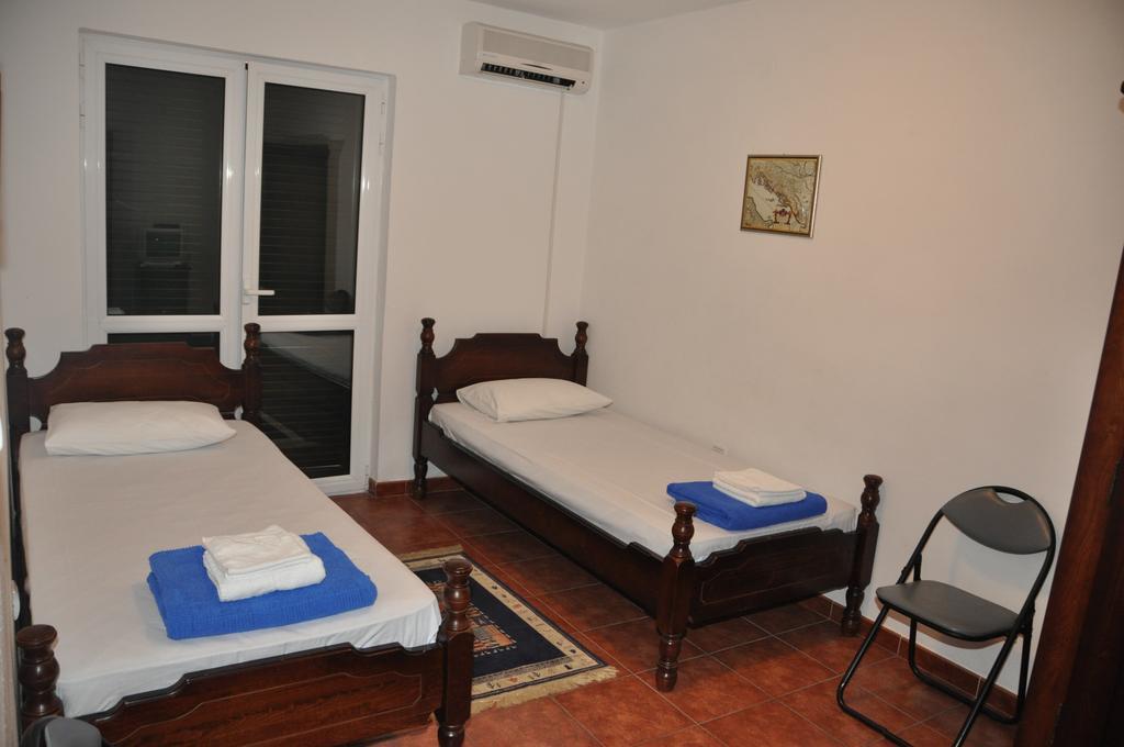 Apartmani Jasmina Котор Екстериор снимка