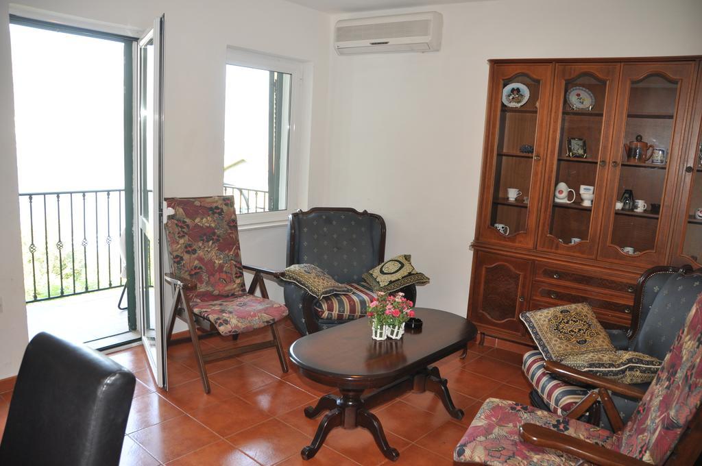 Apartmani Jasmina Котор Екстериор снимка