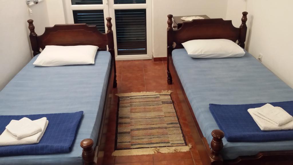 Apartmani Jasmina Котор Екстериор снимка