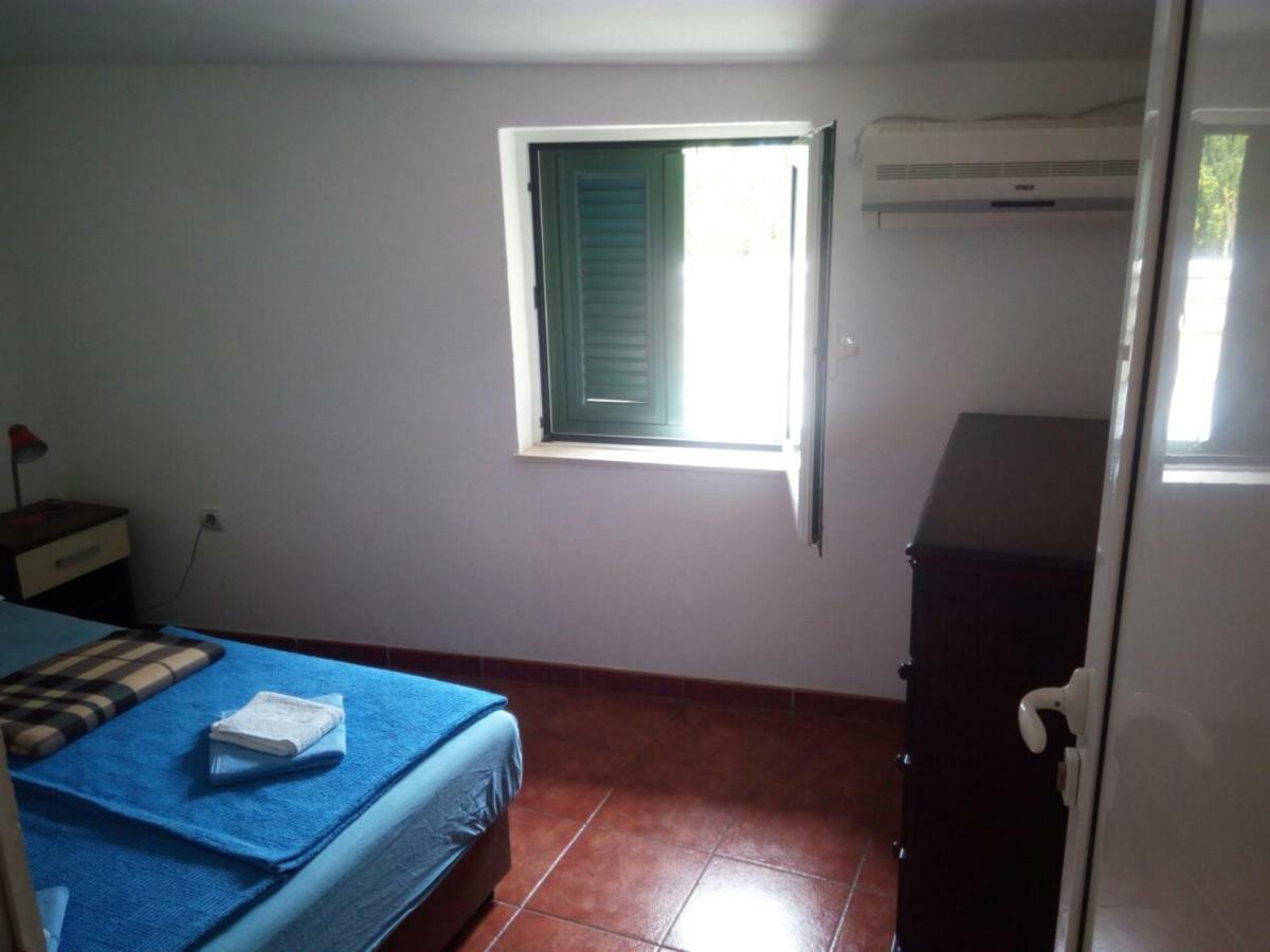 Apartmani Jasmina Котор Екстериор снимка