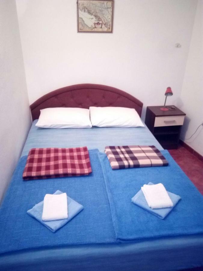 Apartmani Jasmina Котор Екстериор снимка