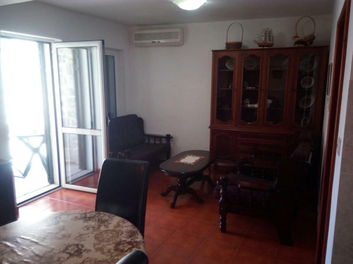Apartmani Jasmina Котор Екстериор снимка