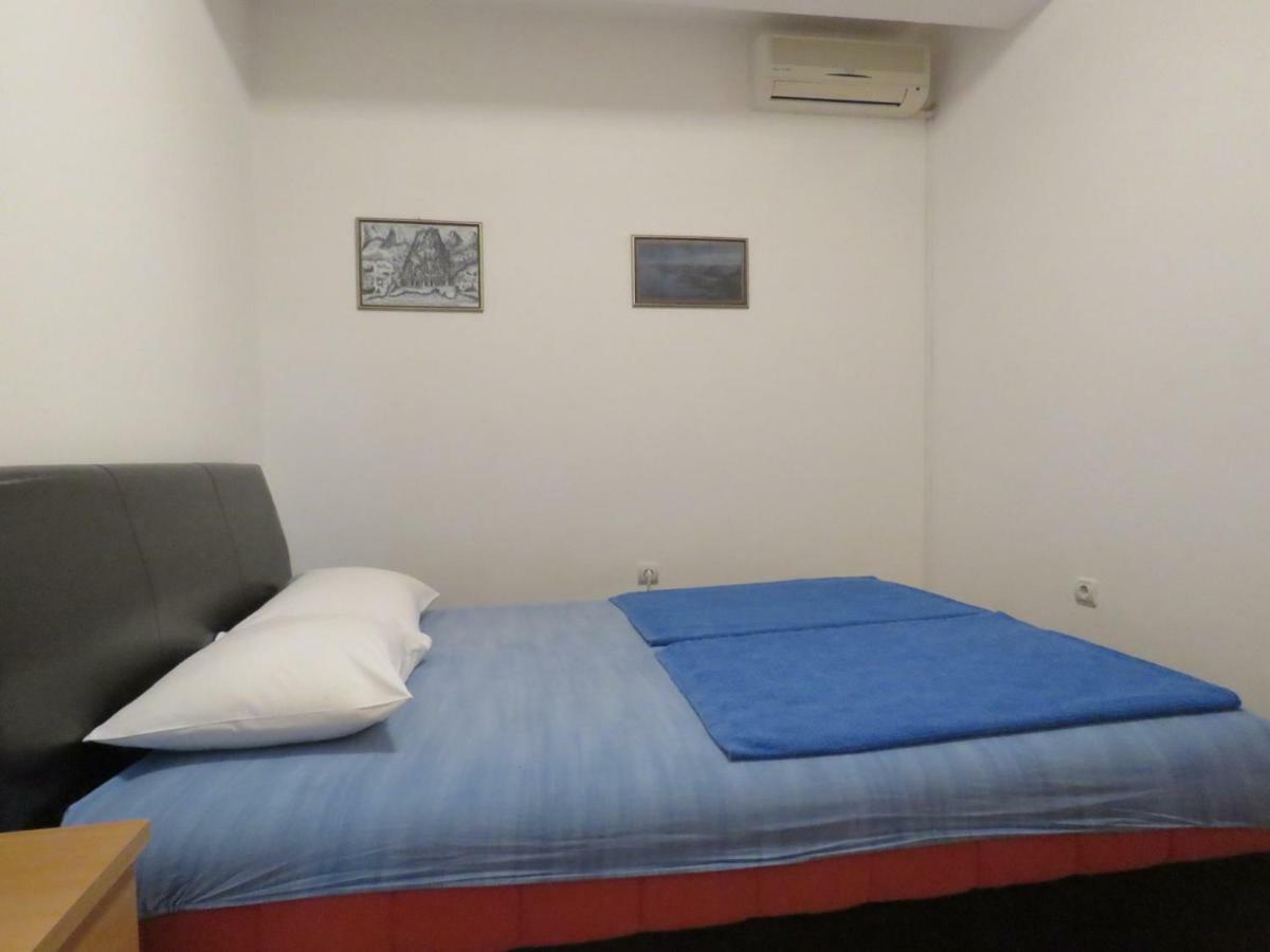 Apartmani Jasmina Котор Екстериор снимка